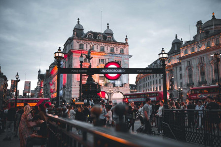 Så köper du teaterbiljetter i London utan att ruinera dig